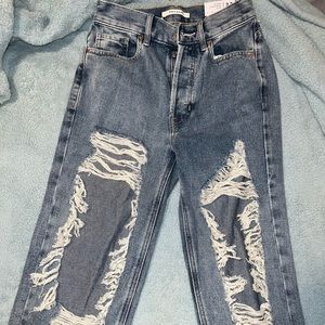 Pacsun distressed mom jeans